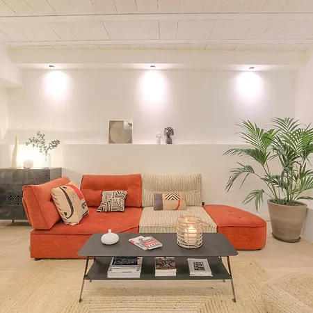 Apartament Le Cocon Du Papillon Bleu I 2 Parentales Avec Terrasse En Plein Coeur De I Parking Inclus Lyon